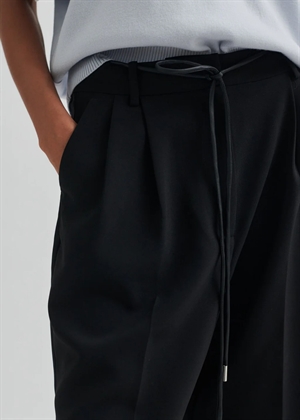 Fique string shorts Sort Second Female 